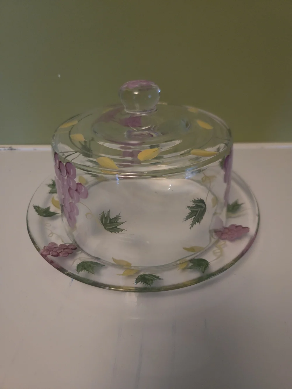 Home Essentials Glass Cheese/Cake Dome Set, Hand Painted Grapes & Vine Motif